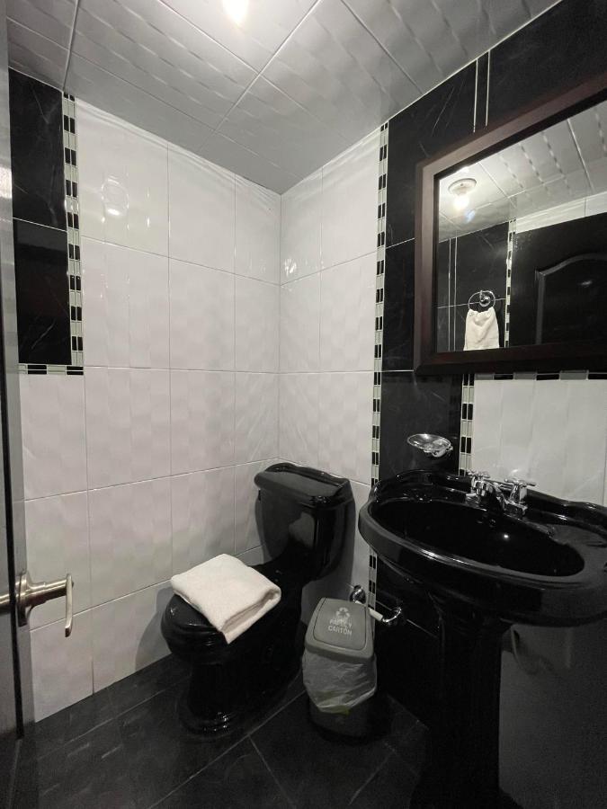 Hotel Ejecutivo Embajada 보고타 외부 사진